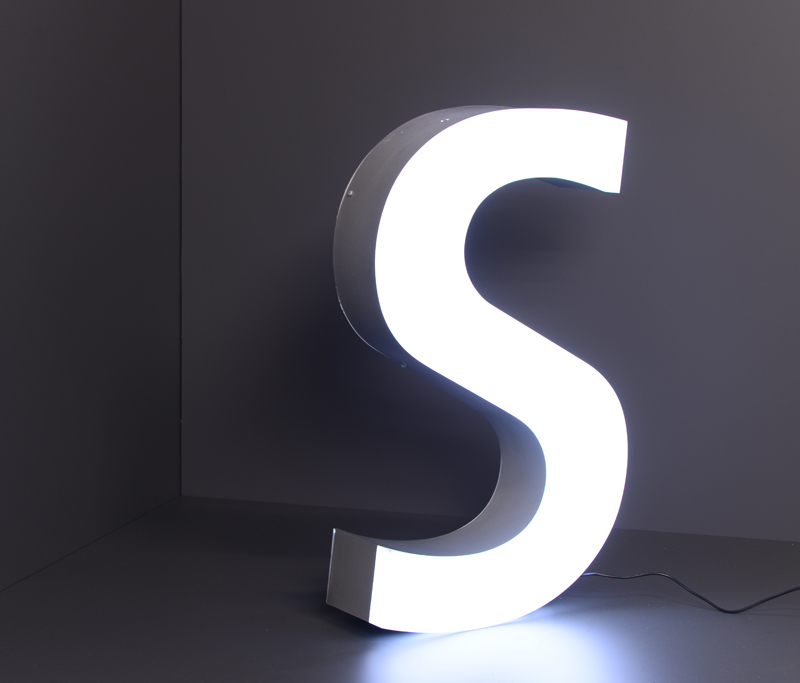 LED-LICHT “S” | Shop | Fontstore | Dein Shop für individuelle